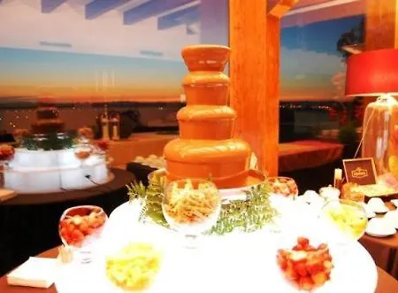 Quinta Do Louredo מלון 4*