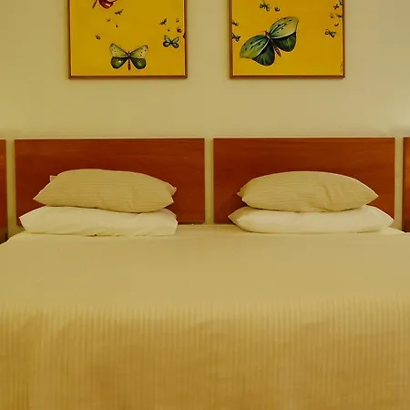 מלון Quinta Do Louredo