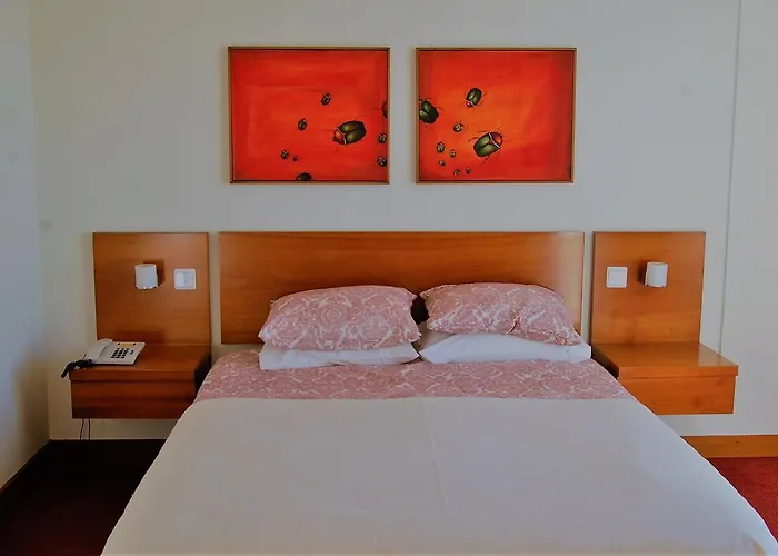 Отель Quinta Do Louredo 4*